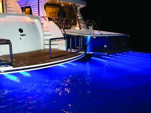 How Do You Wire Deck Boat Lighting to Avoid Fast Battery Drain?