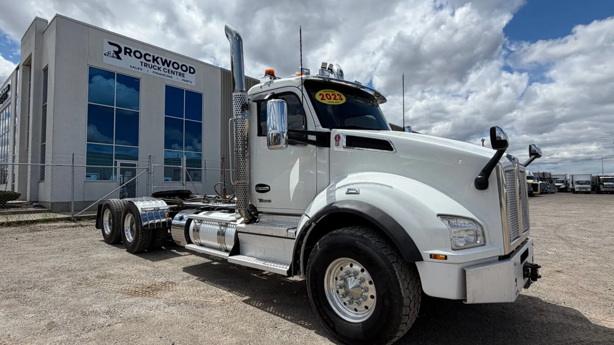 How to Compare Two Used Trucks Before Purchasing