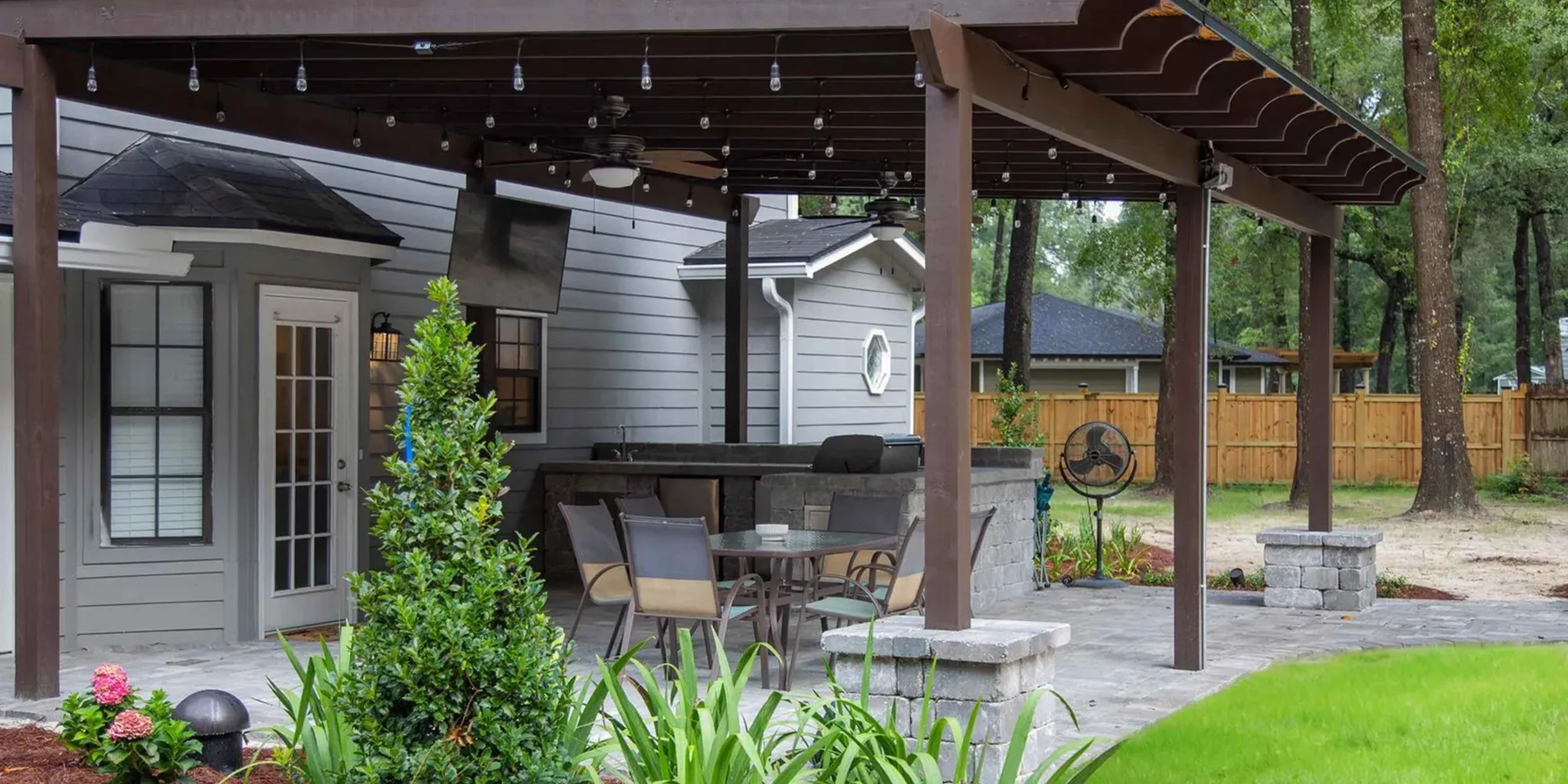Could an Outdoor Kitchen Be the Missing Feature in Your Orange Park Backyard