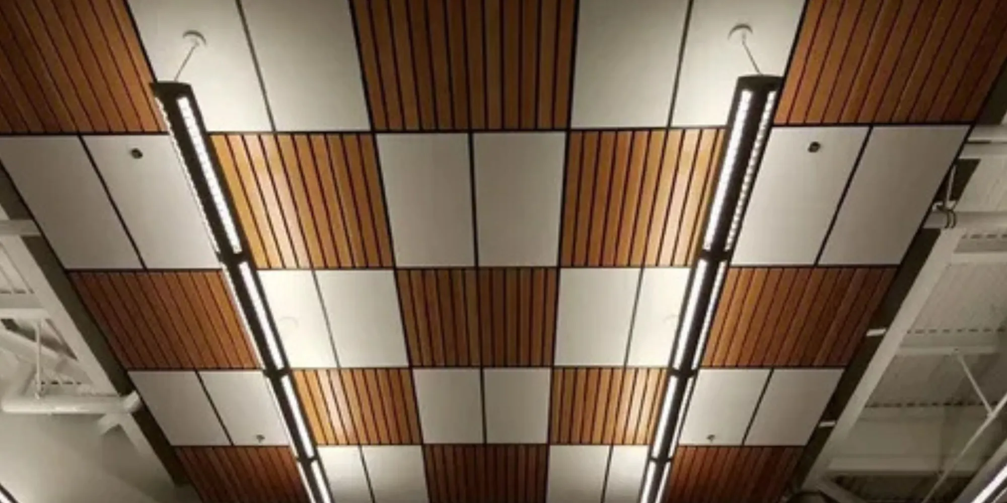 How to Choose an Acoustical Ceiling Contractor Without Guessing
