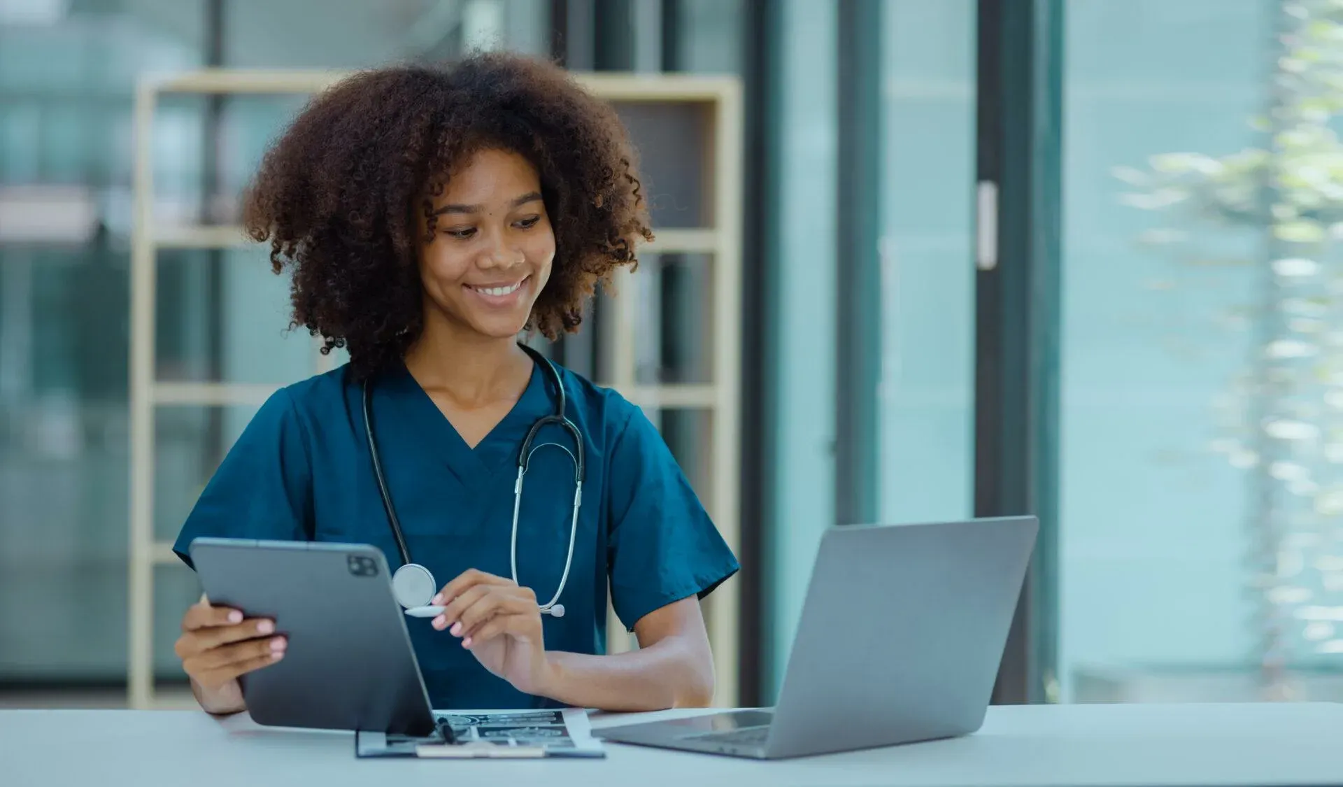Virtual Customer Care Chat Professional: What Your Practice Needs to Know