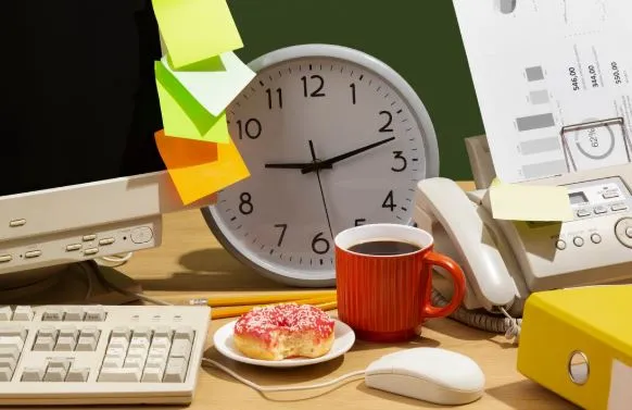 Morning Routines vs. Flexible Routines: Which One Actually Improves Productivity?