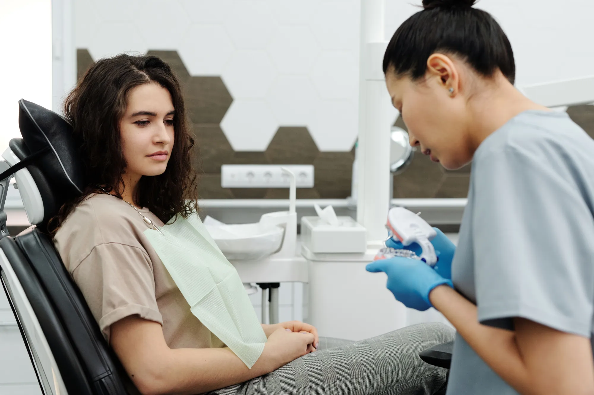 Top Reasons to Schedule Regular Visits With a General Dentist Monroe