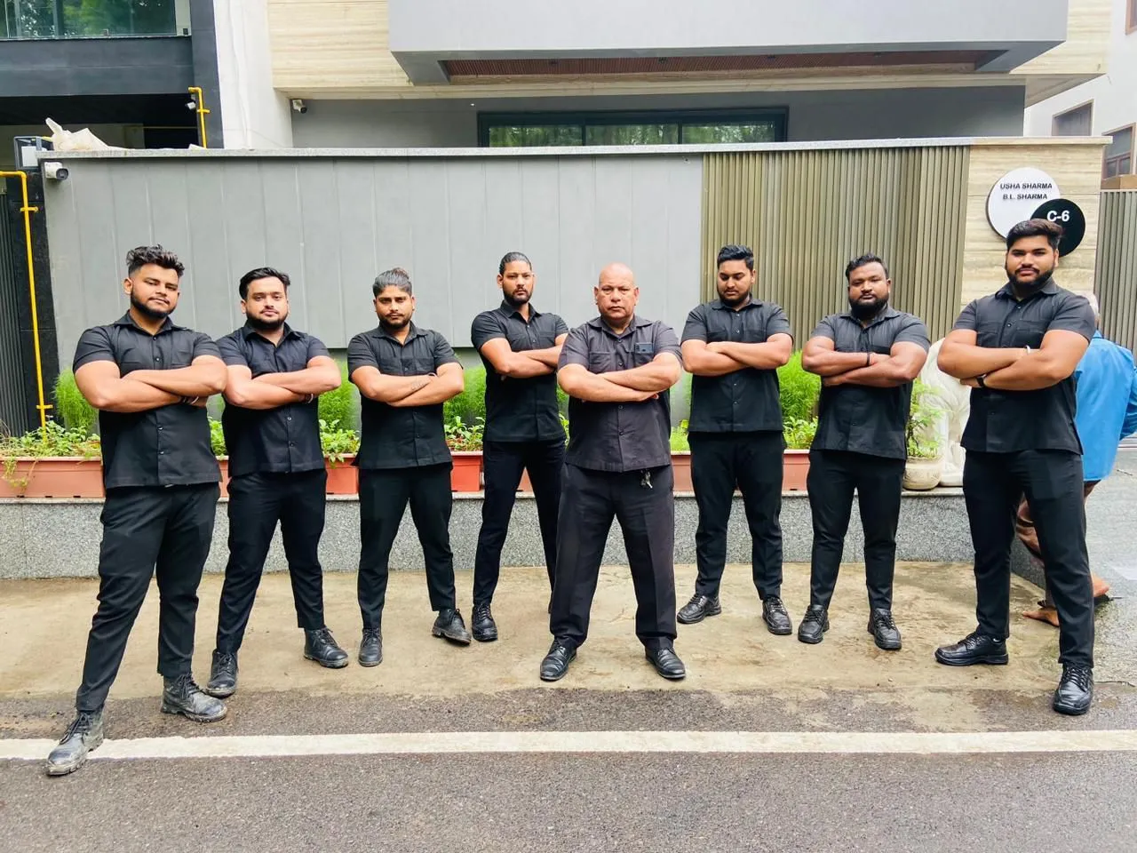 How Can a Security Guard Agency in Delhi NCR Improve Security
