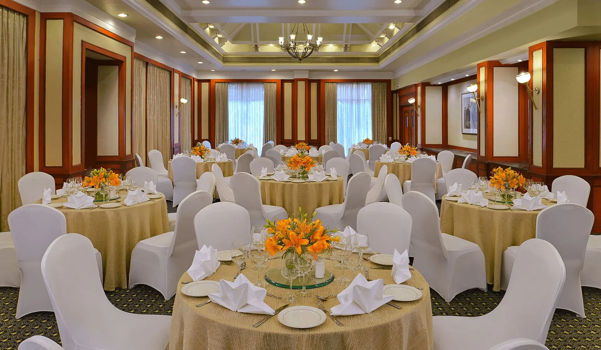 Complete Guide to Choosing a Wedding Hotel in Ahmedabad