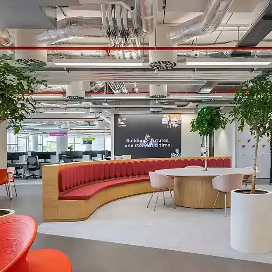 Smart Building Solutions: The Quiet Upgrade Reshaping Dubai Offices