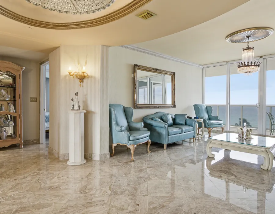 How Item Removal from Photos Creates Cleaner Property Listing Images