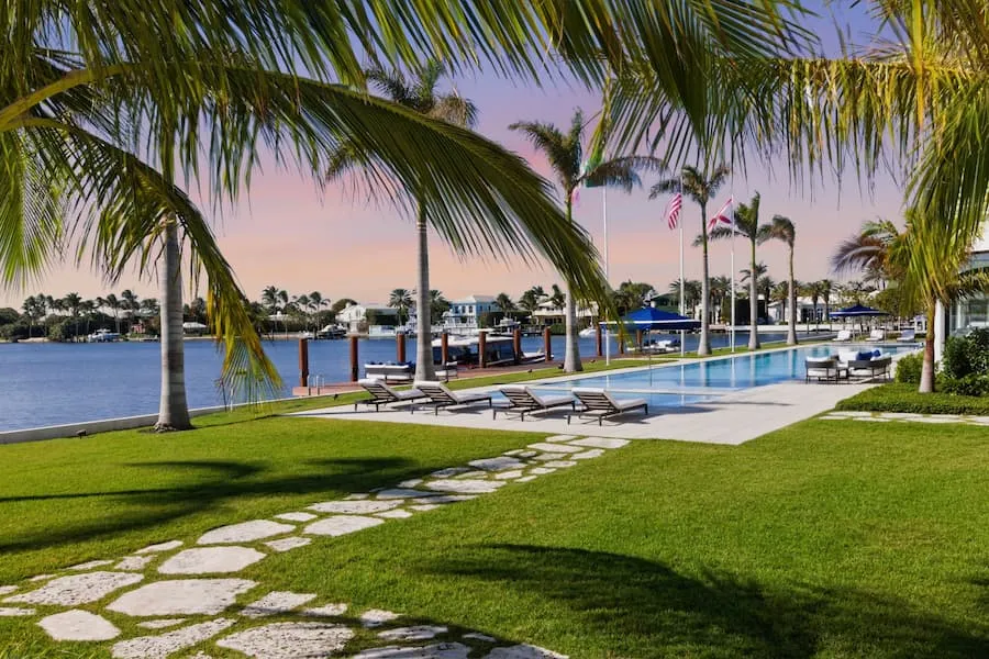 How Lawn Replacement Real Estate Photo Editing Improves Curb Appeal