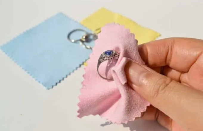 Jewelry Cleaning Mistakes That Can Damage Your Jewelry