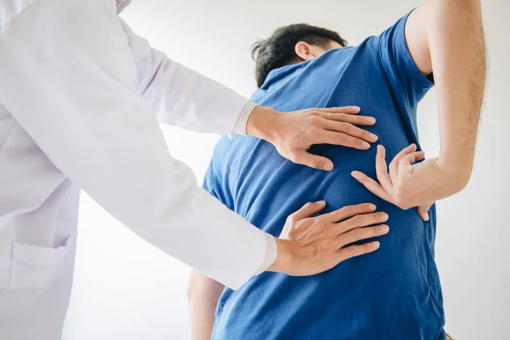 ¿Qué Debes Buscar en una Back Pain Chiropractic Clinic de Confianza?