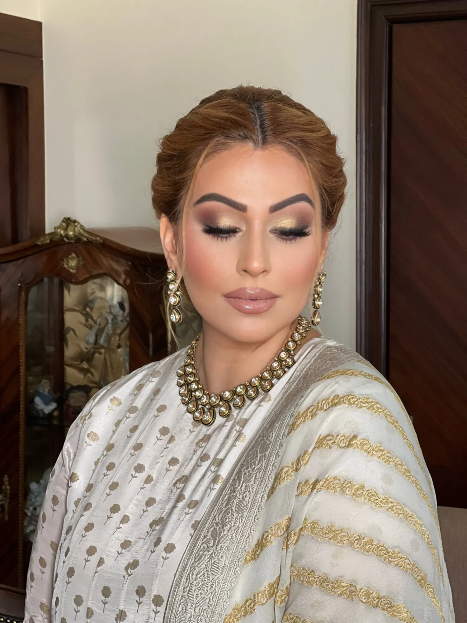 Luxury Makeup Artist and Premium Makeup Artist for Elegant Beauty Looks