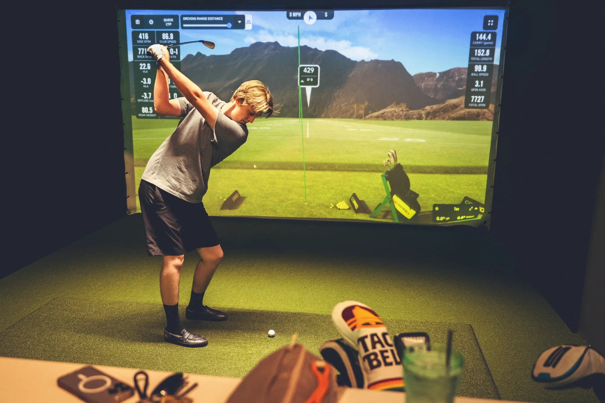 Indoor Golf Simulators in Castle Rock, Colorado: What to Know Before You Book