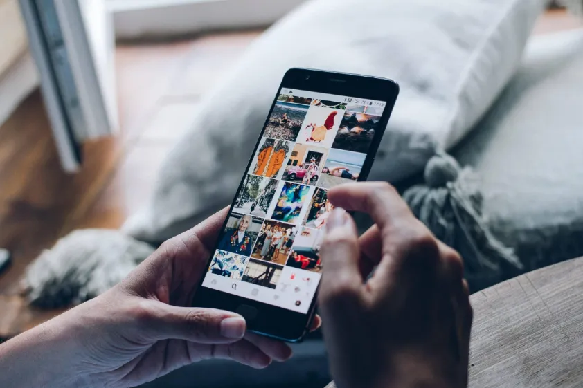 Why People Scroll Past Good Content