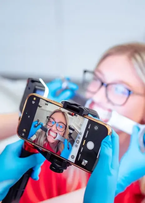 Which Cosmetic Dental Procedure Is Best for a Complete Smile Makeover?