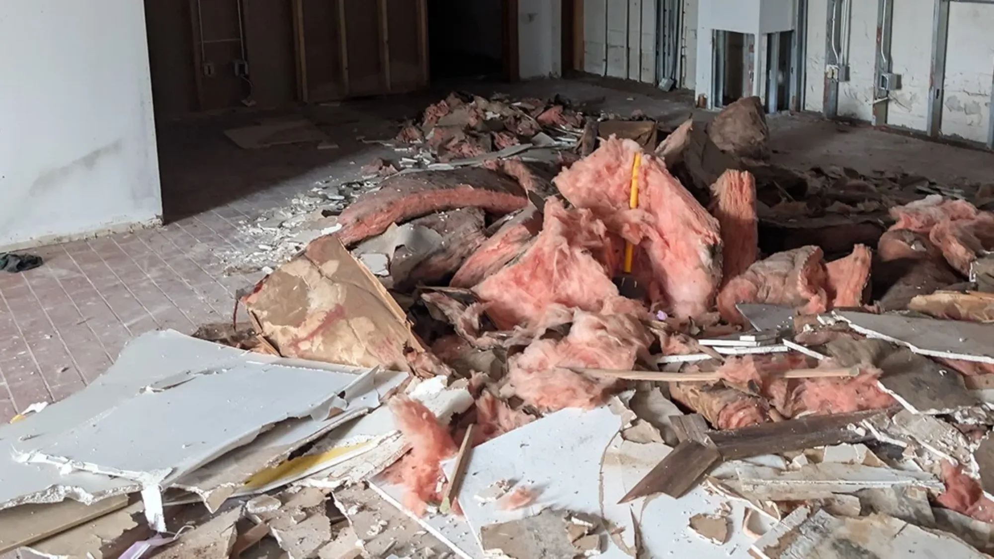 What Should You Expect from Demolition Services in Barrington, IL