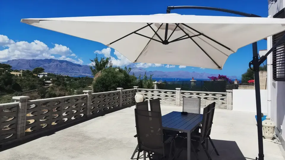 Seaside Vacation Homes in Italy for Your Perfect Coastal Escape | Case Fronte Mare