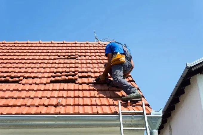 Roofer near me: How to Evaluate Roofing Help Before You Hire