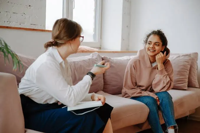 Therapy for Young Adults: Support, Confidence, Stress & Life Challenges