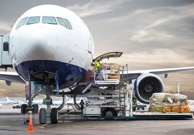 How to Choose the Right Air Shipping Services Partner: A Practical Buyer's Guide