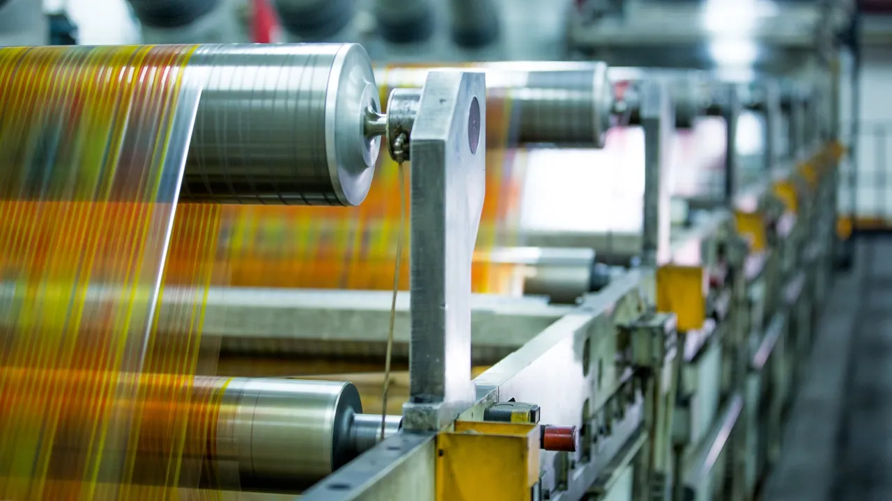 Narrow Web Corona Treater for Label Printing: Solving Adhesion Challenges in High-Speed Presses
