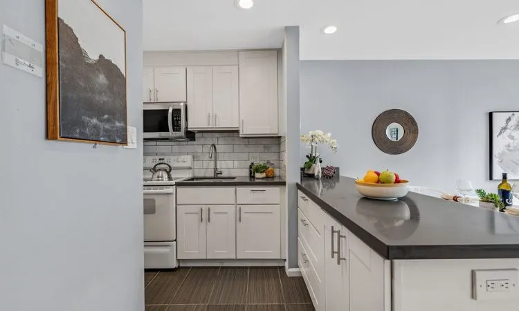 How Lighting Conditions Influence Home Staging Decisions?