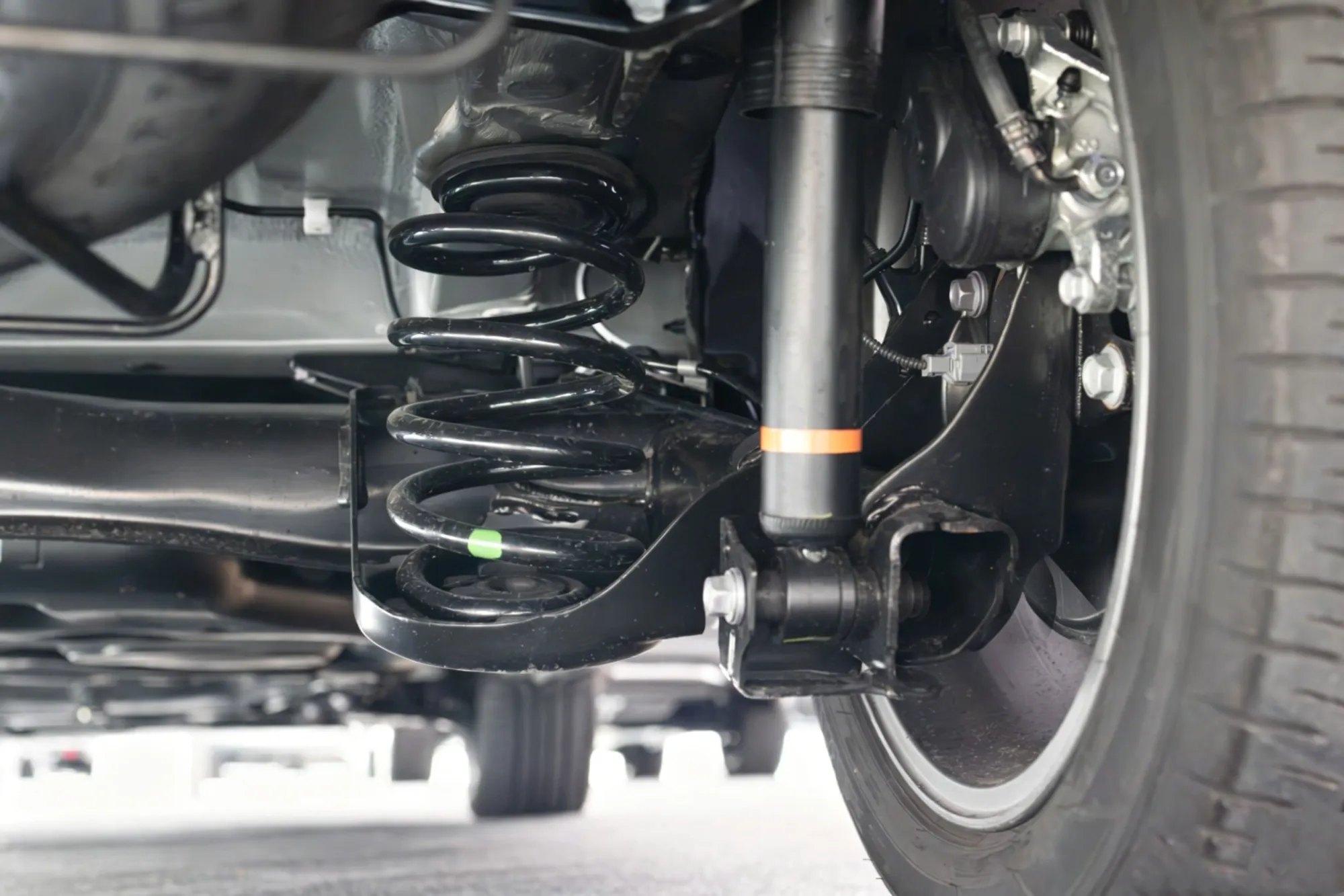 How to Choose the Right Automotive Suspension Parts Supplier for Your Business