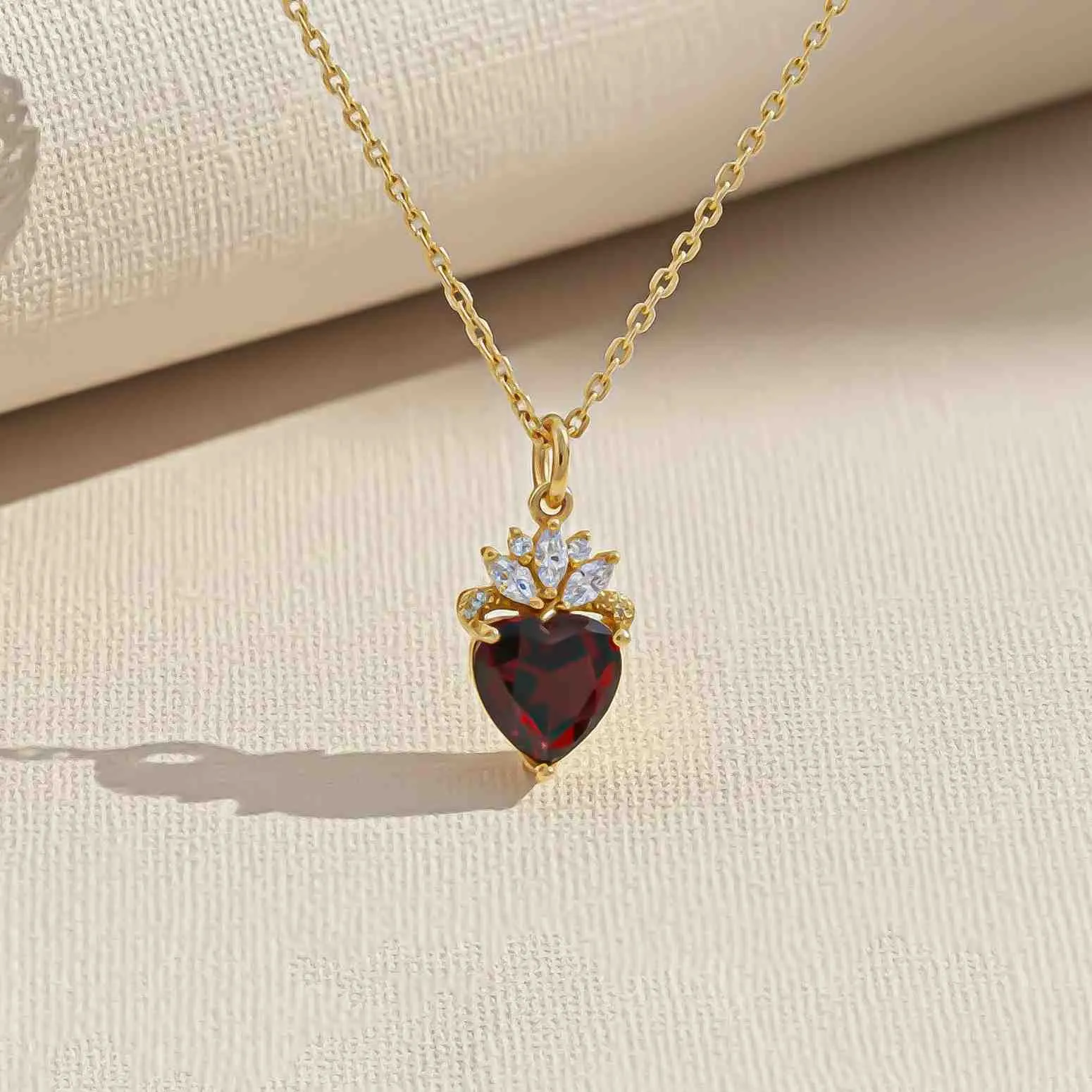 Buying Silver Pendants Online: A Practical Guide for Indian Shoppers