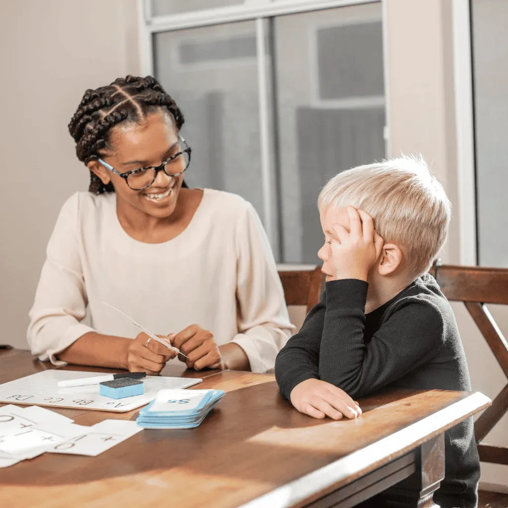 How an Online English Tutor Can Improve Essay Writing and Critical Thinking