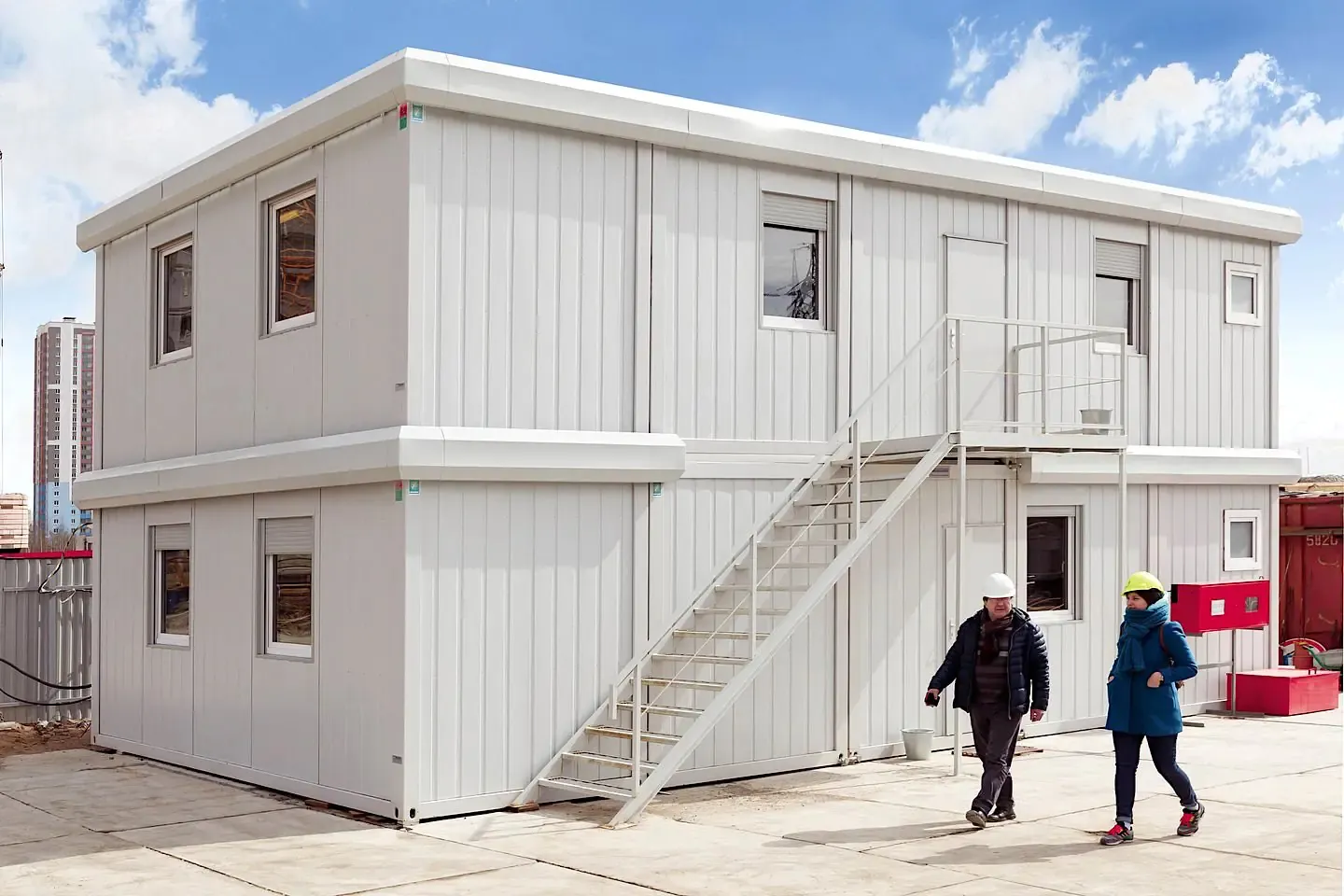 Developing Flexible Commercial Spaces with Modular Containers