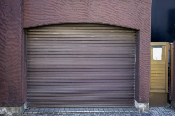 Garage Door Las Vegas: Best Styles and Materials for Desert Climates