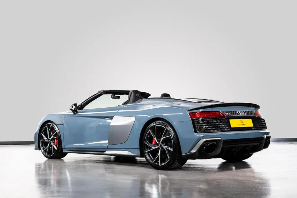 Discover Luxury and Performance When You Hire Sports Cars
