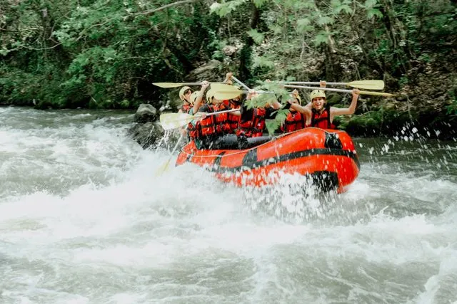 Important Safety Tips for River Rafting