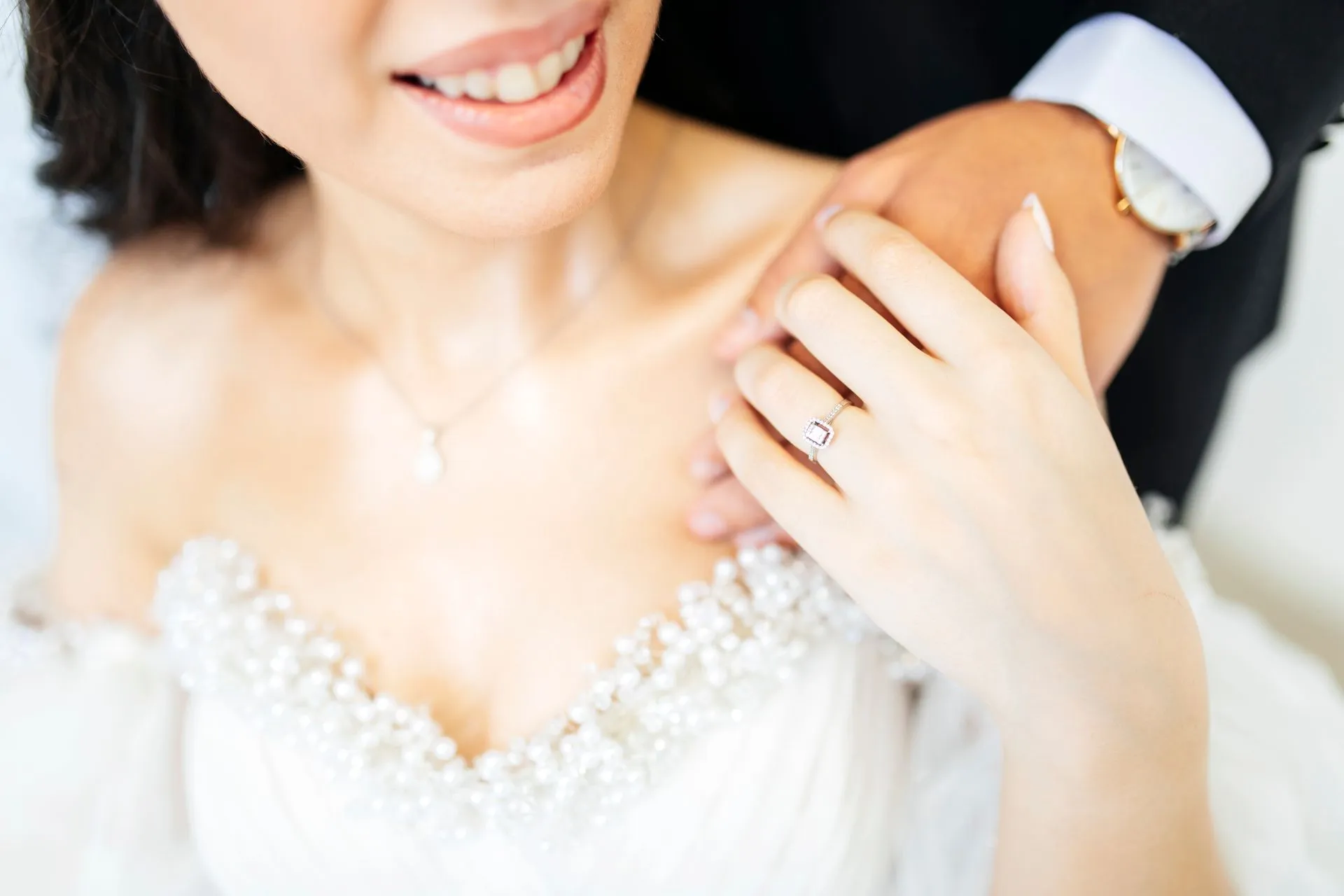 Finding Jewelry for Wedding Attendance