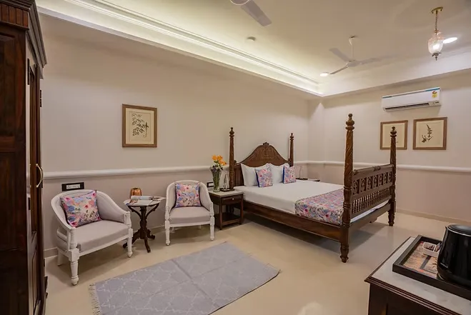 Experience Royal Comfort at Burad Vilas 1911- Your Best Family Villa in Jaipur