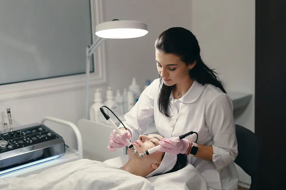 Laser Clinics Nottingham Guide to Choosing Suitable Laser Treatment Options