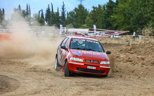 7 Strange Signs Your Car's Shock Absorbers Are Giving Up