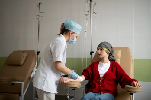 How Does Chemotherapy Work? A Simple Guide for Cancer Patients