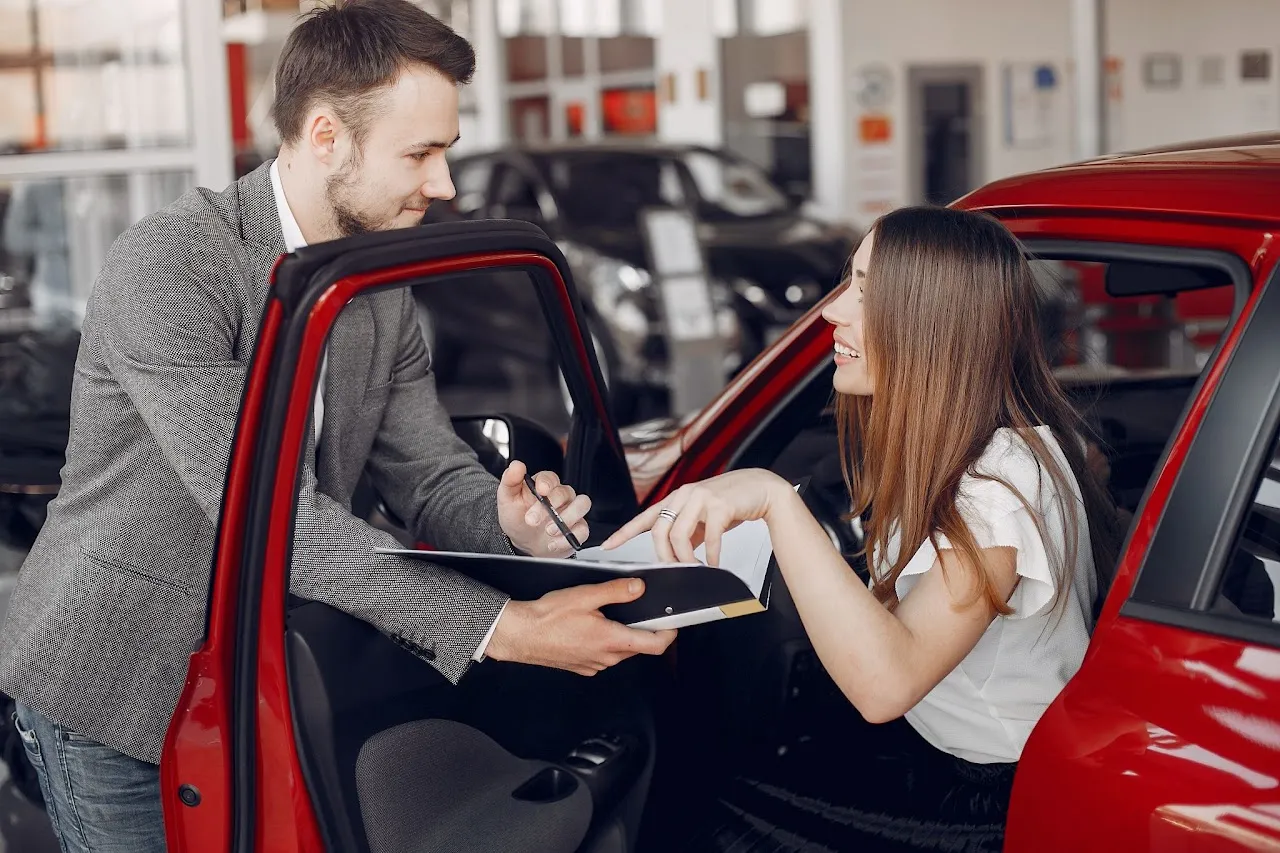 How to Choose the Right car rental dudley Service