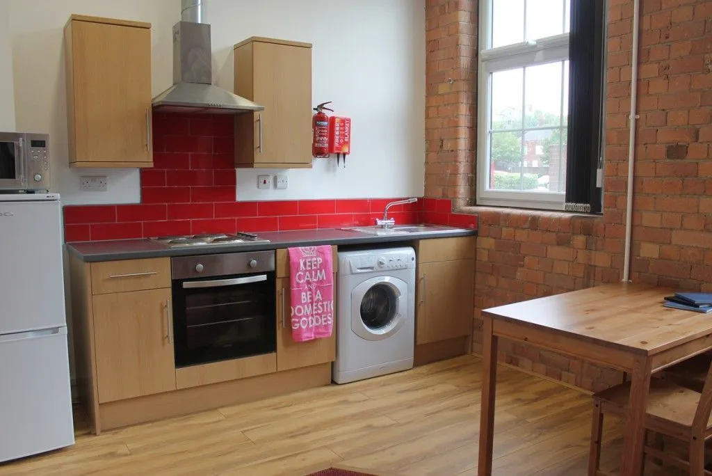 Book 2 Bedroom Student House in Nottingham near NTU and University of Nottingham