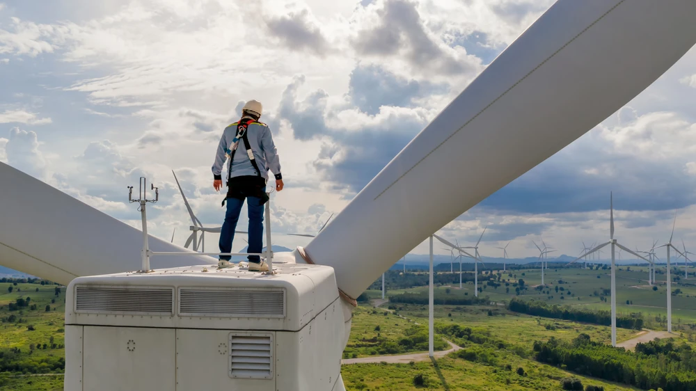 Future Insights Wind Turbine Services Market Trends and Projections for 2032