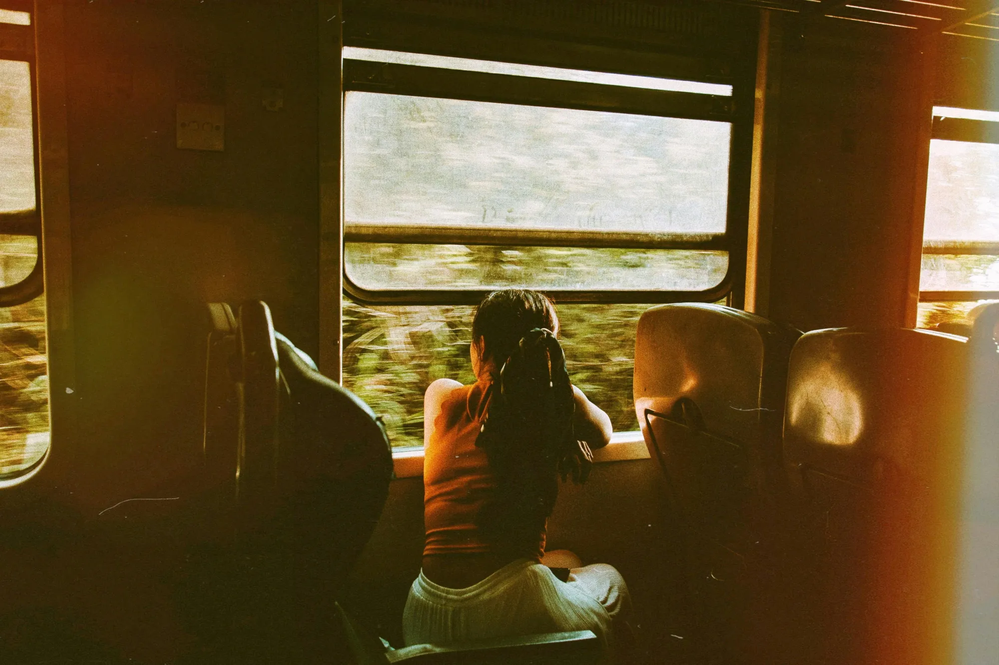 Which Is the Most Beautiful Train Ride in India? A Scenic & Luxurious Rail Journey Guide for Christmas Travel 2026