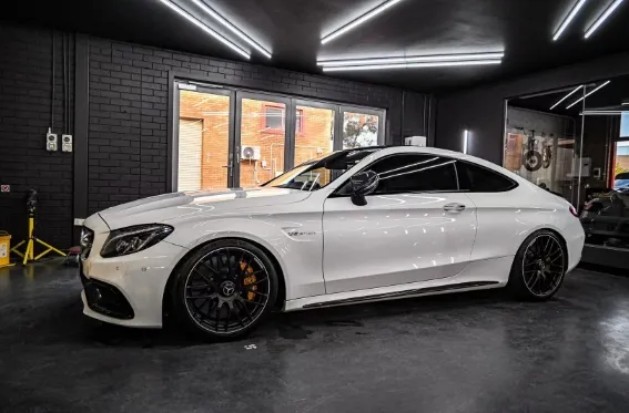 A Complete Guide to Choosing Car Window Tint in Canberra