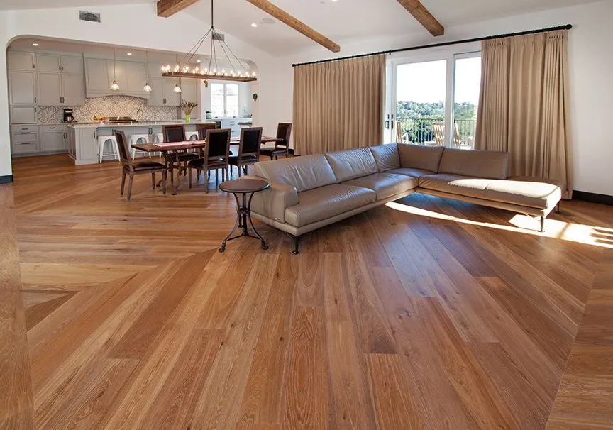 Hardwood Flooring Contractor for Beautiful and Lasting Floors