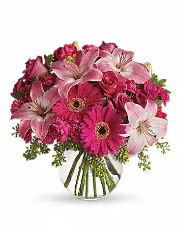 Anniversary Flower Delivery in McLean, VA: How to Choose Flowers That Say More Than "Happy Anniversary"