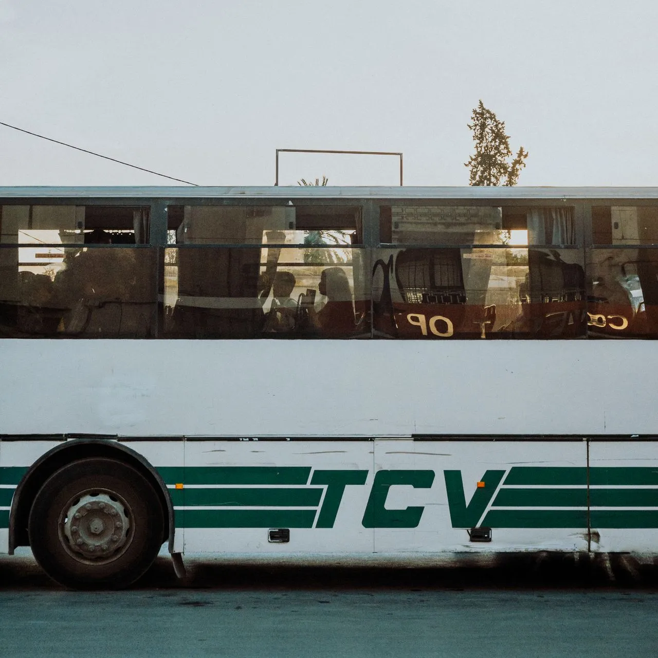 25-Passenger Bus Rental Guide: Capacity, Comfort, and Cost