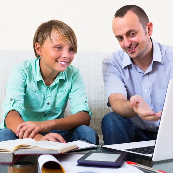Online Physics Tutors: Flexible Learning for Busy Students