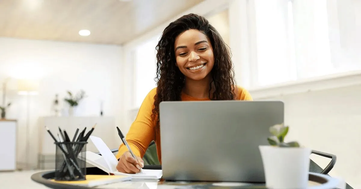 Blended Learning Platforms: Key Features L&D Leaders Should Evaluate