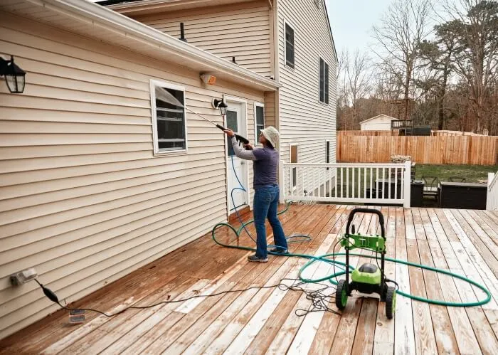 House Washing in Kanata: What Homeowners Should Know Before Hiring a Professional