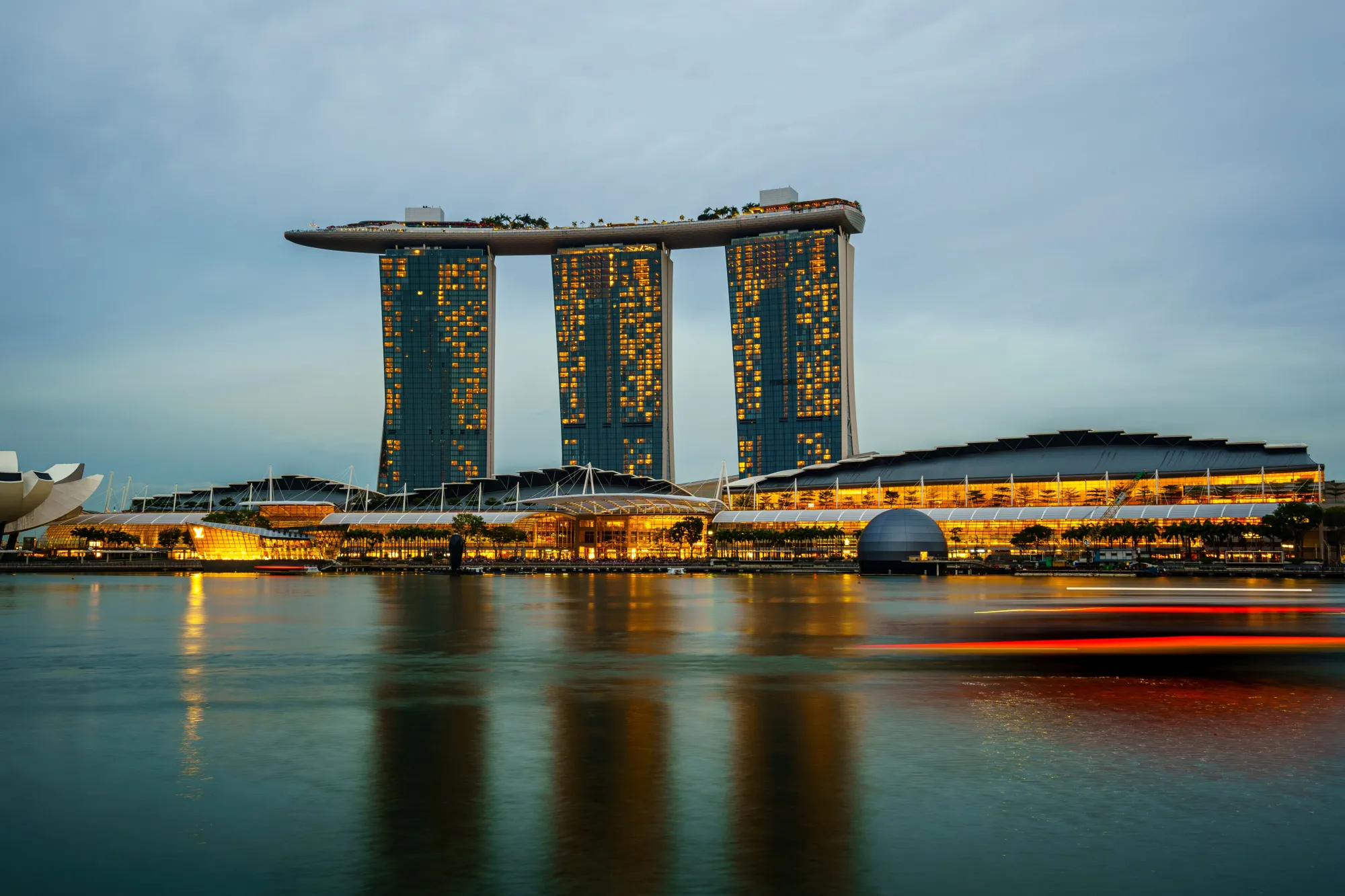 Singapore Travel Guide 2026: Visa, Budget and Food Tips