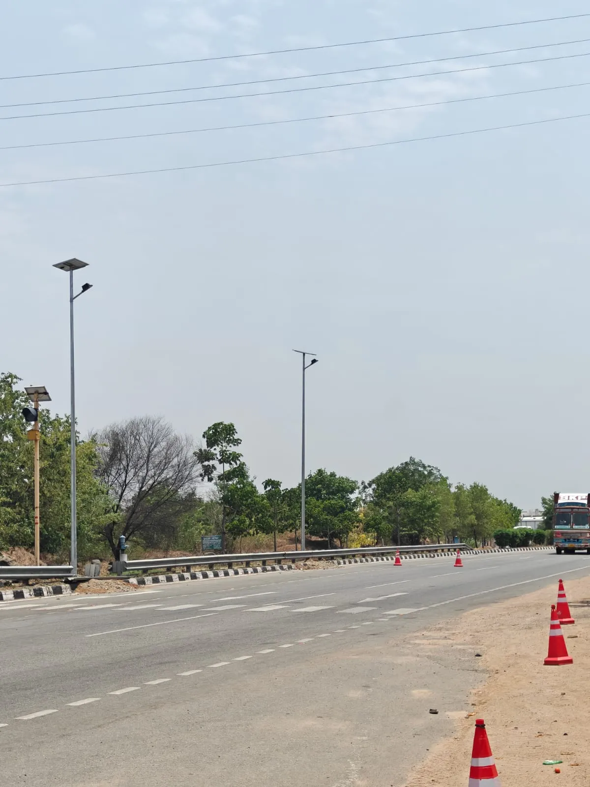 How to Choose the Right Solar Street Lights for Roads, Industries and Residential Projects in Pune